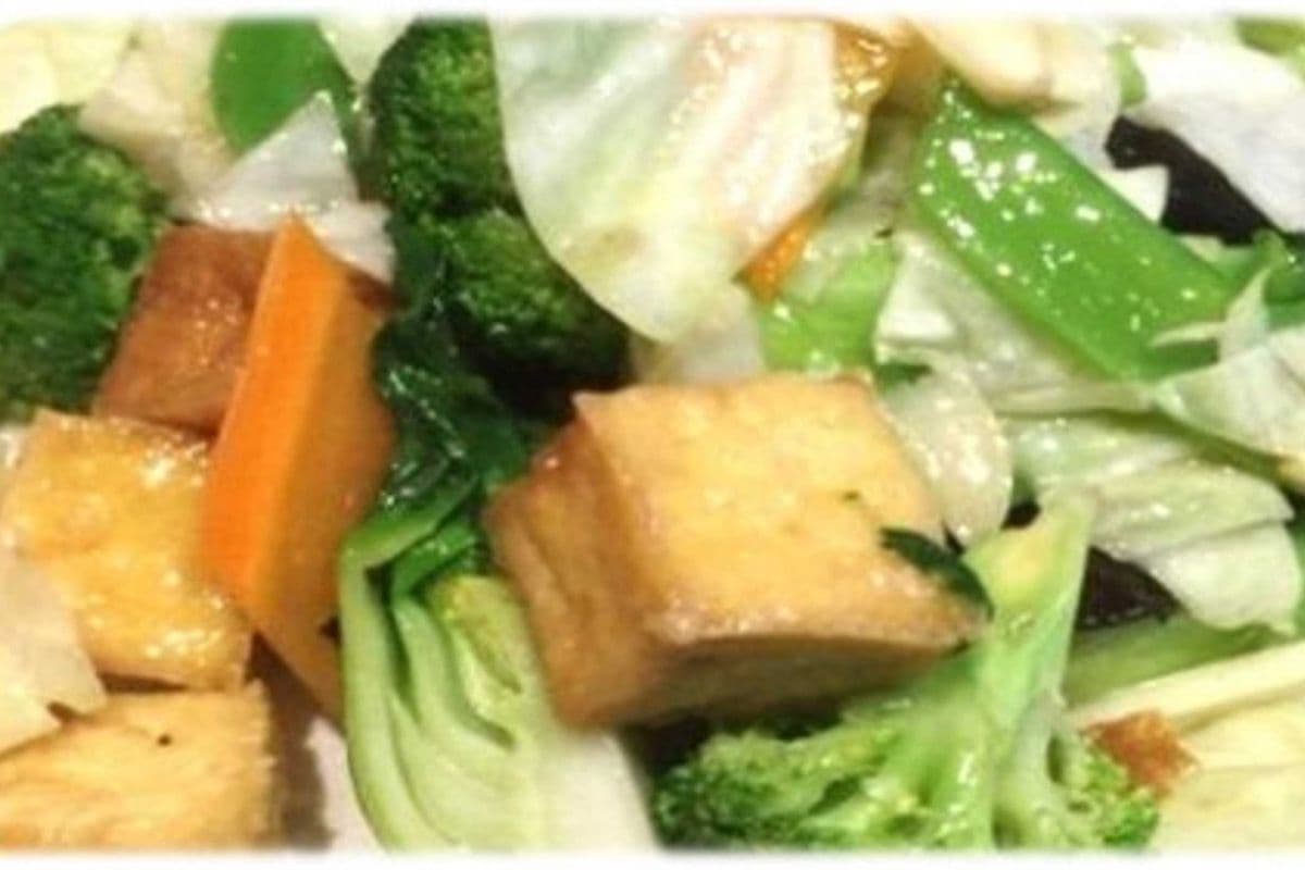 V2. Seasonal Vegetables and Crispy Tofu