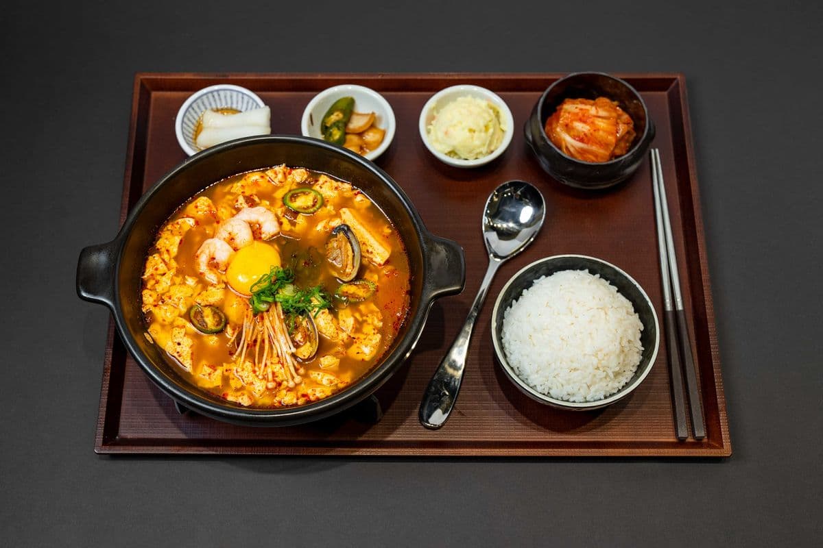 Haemool Soondubu Set