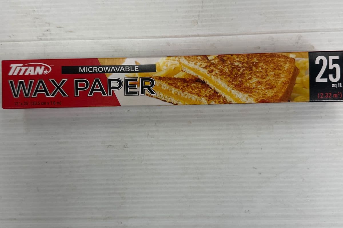 Titan Wax Paper (25 sq ft)