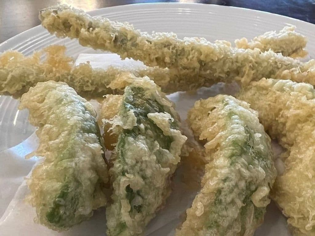 Avo & Asparagus Tempura