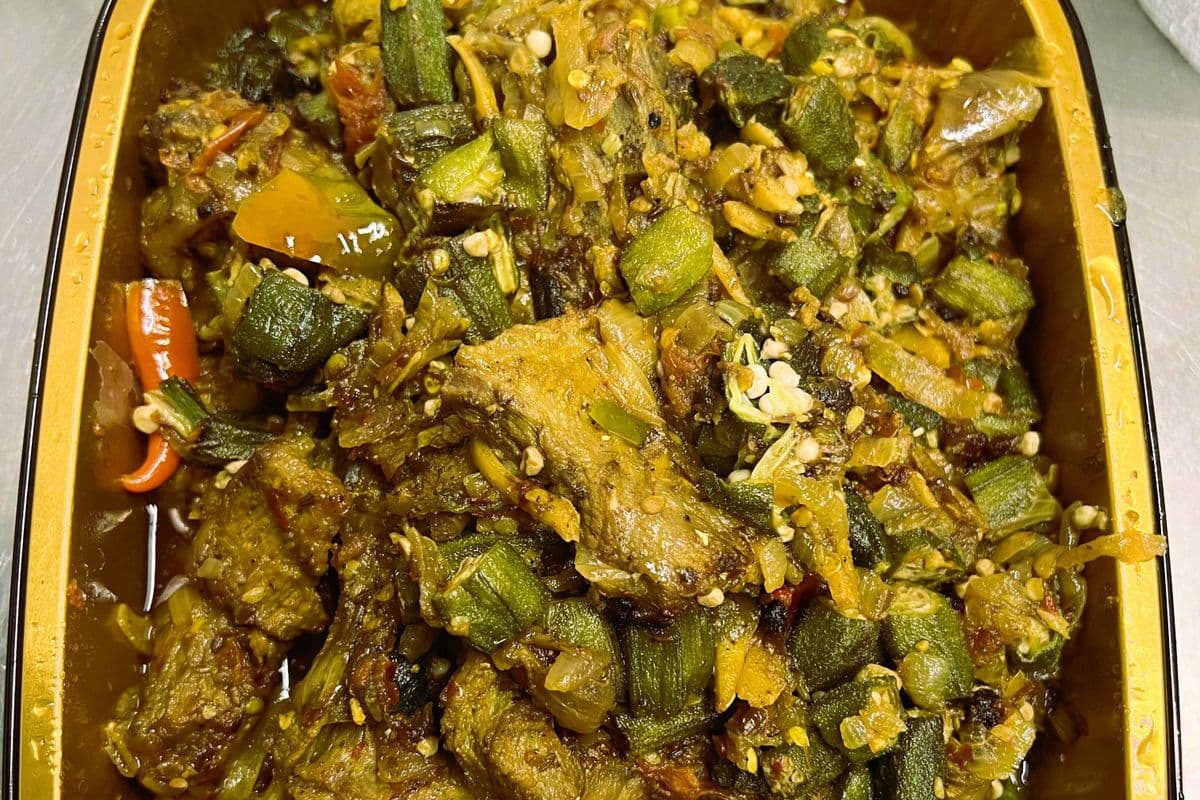 Bhindi Ghosht Mutton (per plate)