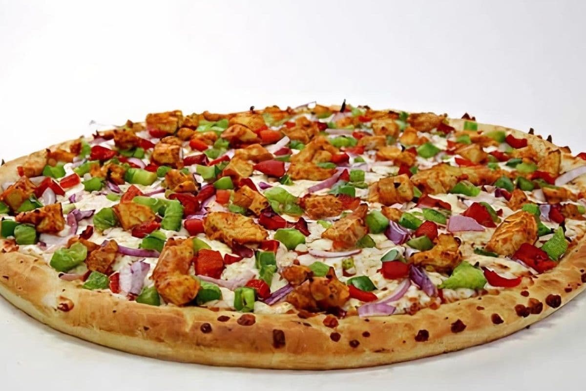 Tandoori Chicken Pizza - Halal