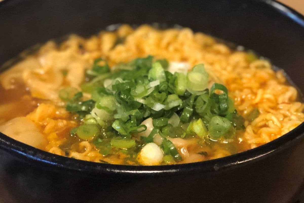 Ramen (Korean Instant Noodle) 라면