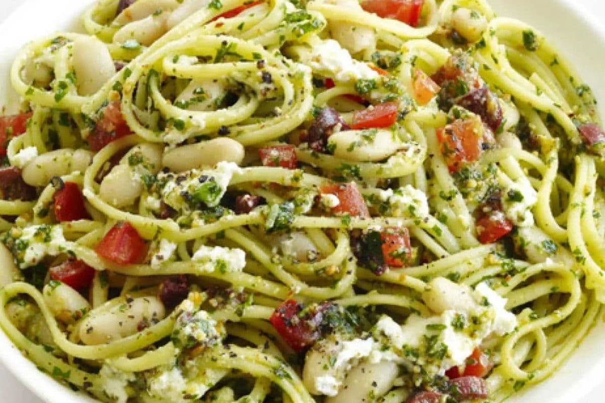 Pesto Linguine w/ Feta (vegetarian)