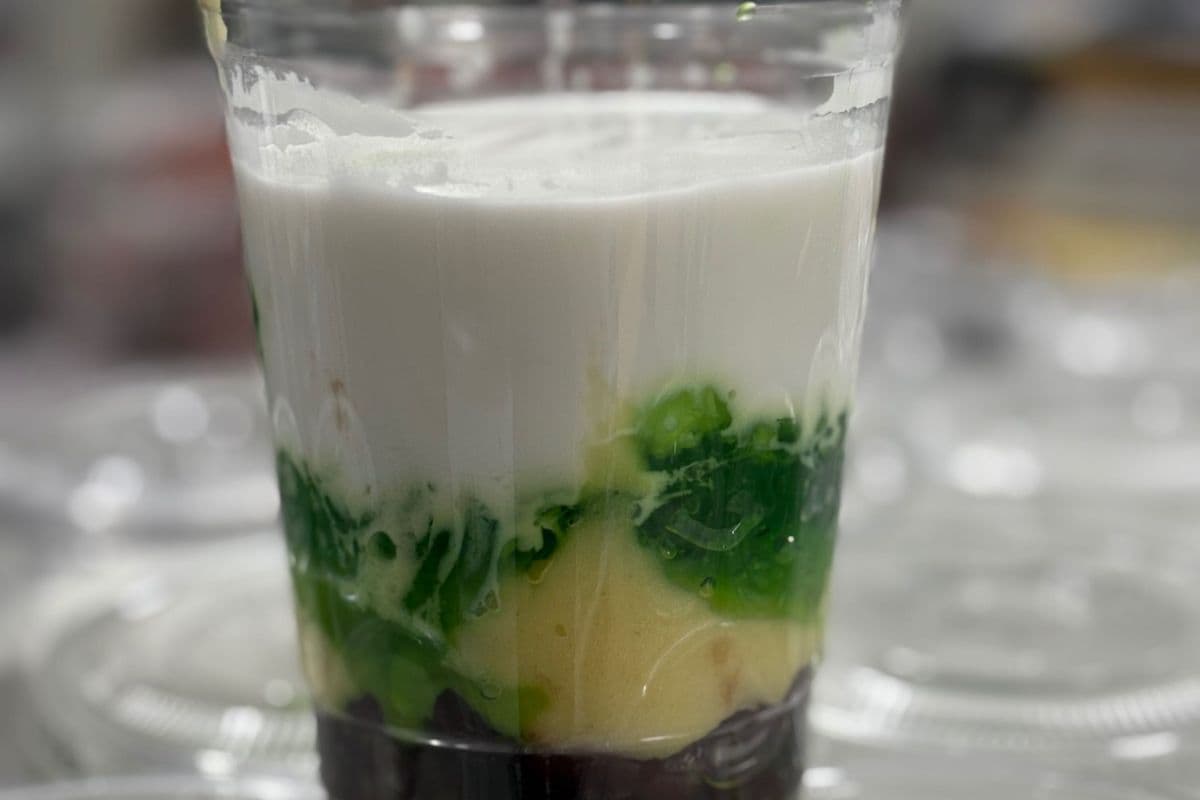 Three color sweet soup (Che Ba Mau)
