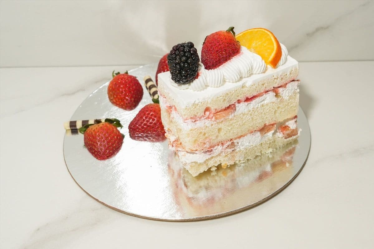 Fresh Fruits Pastries
