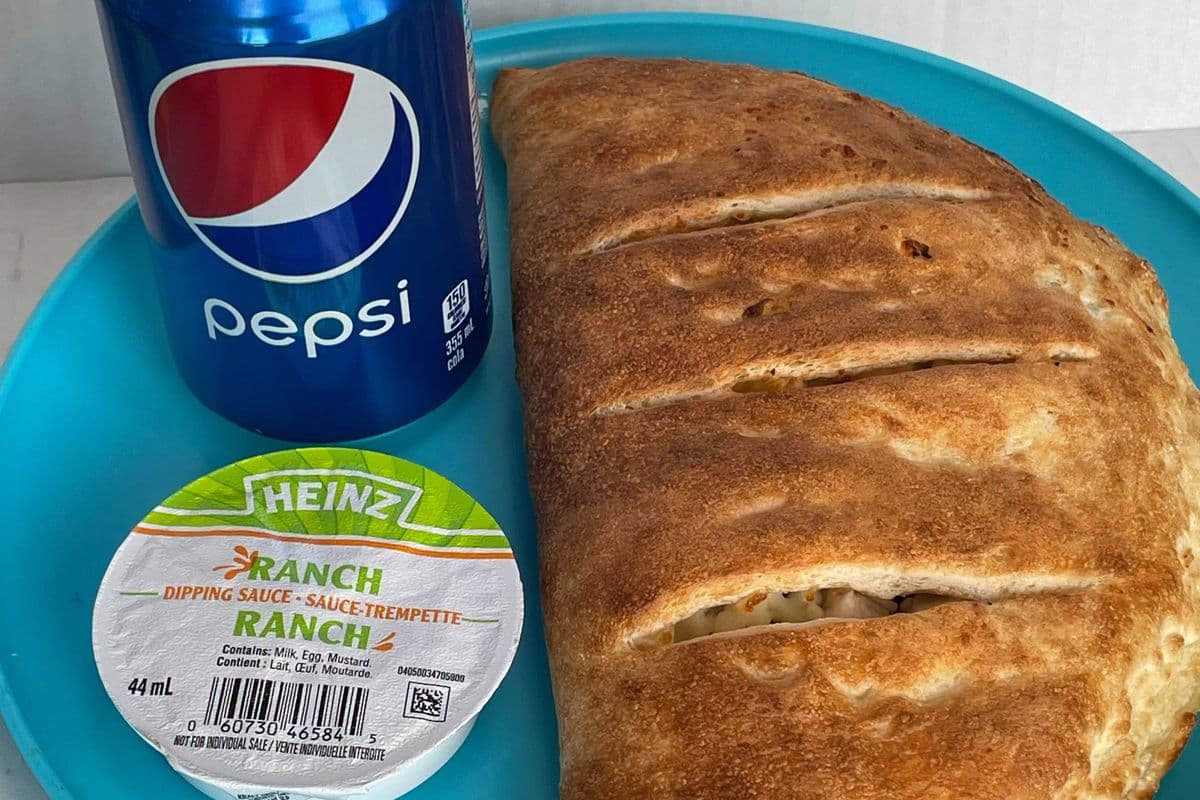 Extra Large Calzone 16"