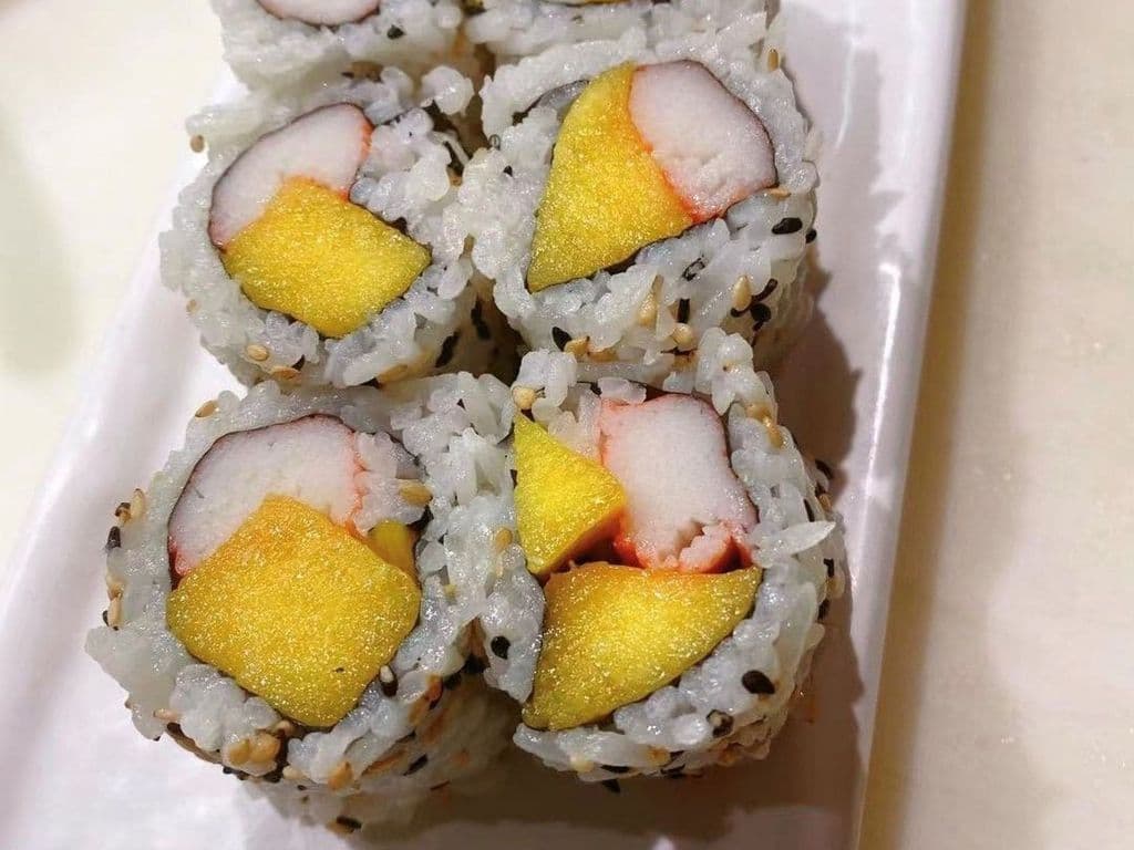 Mango Crab Meat Roll