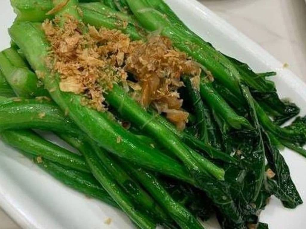 Stir Fried Chinese Broccoli w/ Onion Oil J66