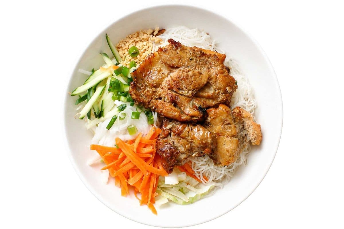 34. Grilled Lemongrass Chicken Vermicelli