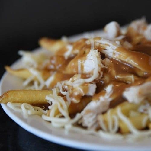 CHICKEN POUTINE