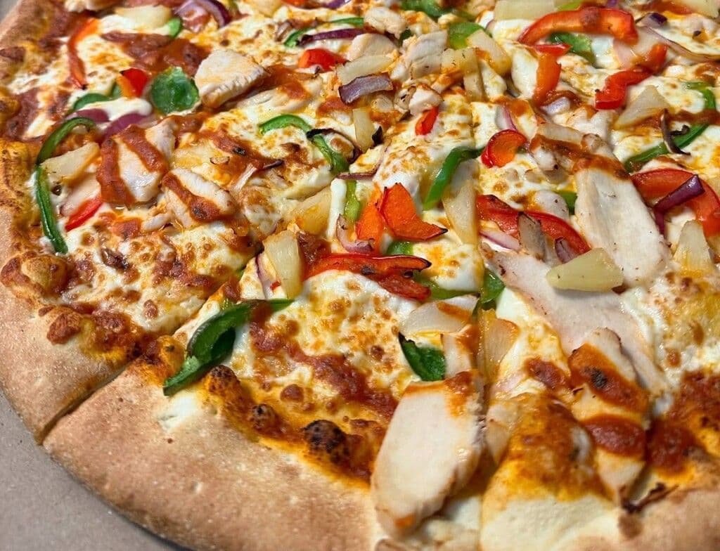 Butter Chicken Pizza