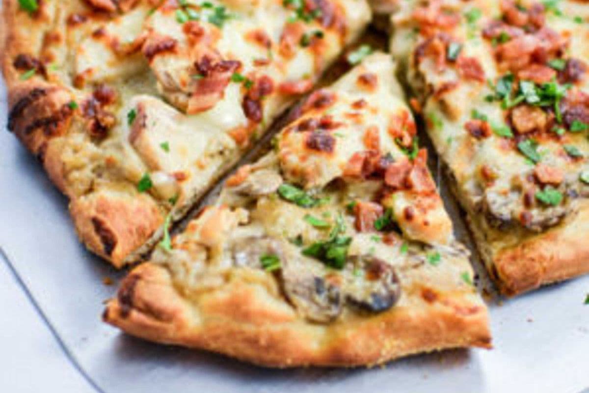 3. 16" Extra-Large Chicken Mushroom Melt Pizza