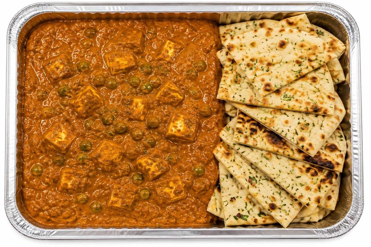 Medium Party Tray & 13 Naan Combo