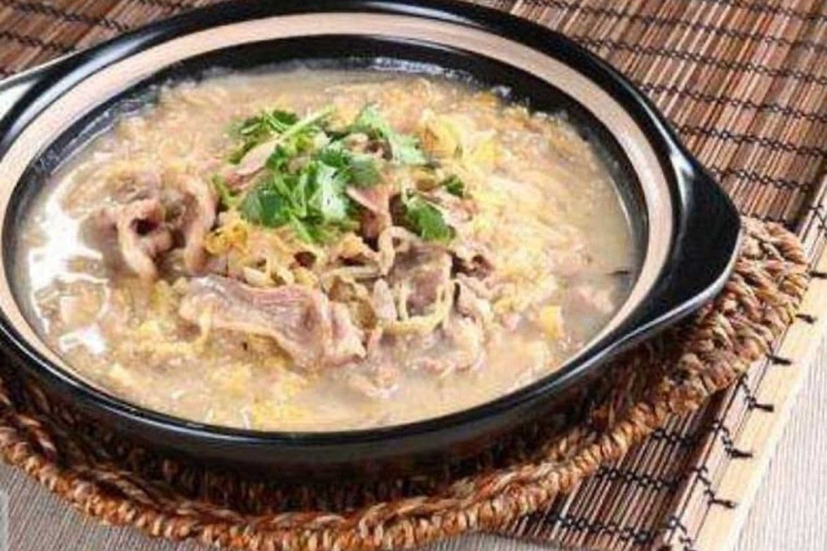 stewed mutton with pickled cabbage 滋补酸菜炖羊肉