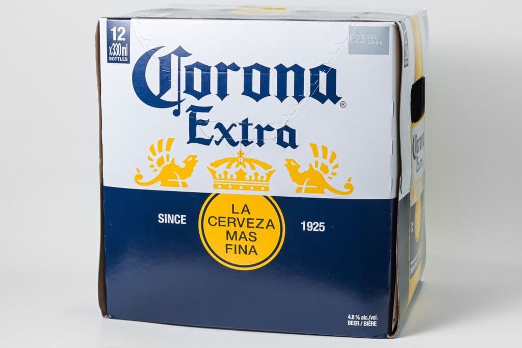 Corona Extra (12 x 330 ml Bottles)