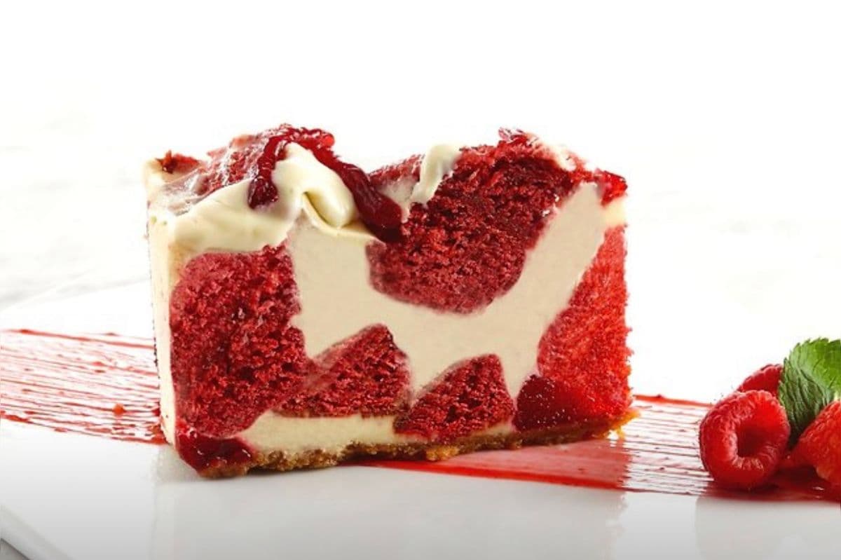 Raspberry Greek Yogurt Cheesecake