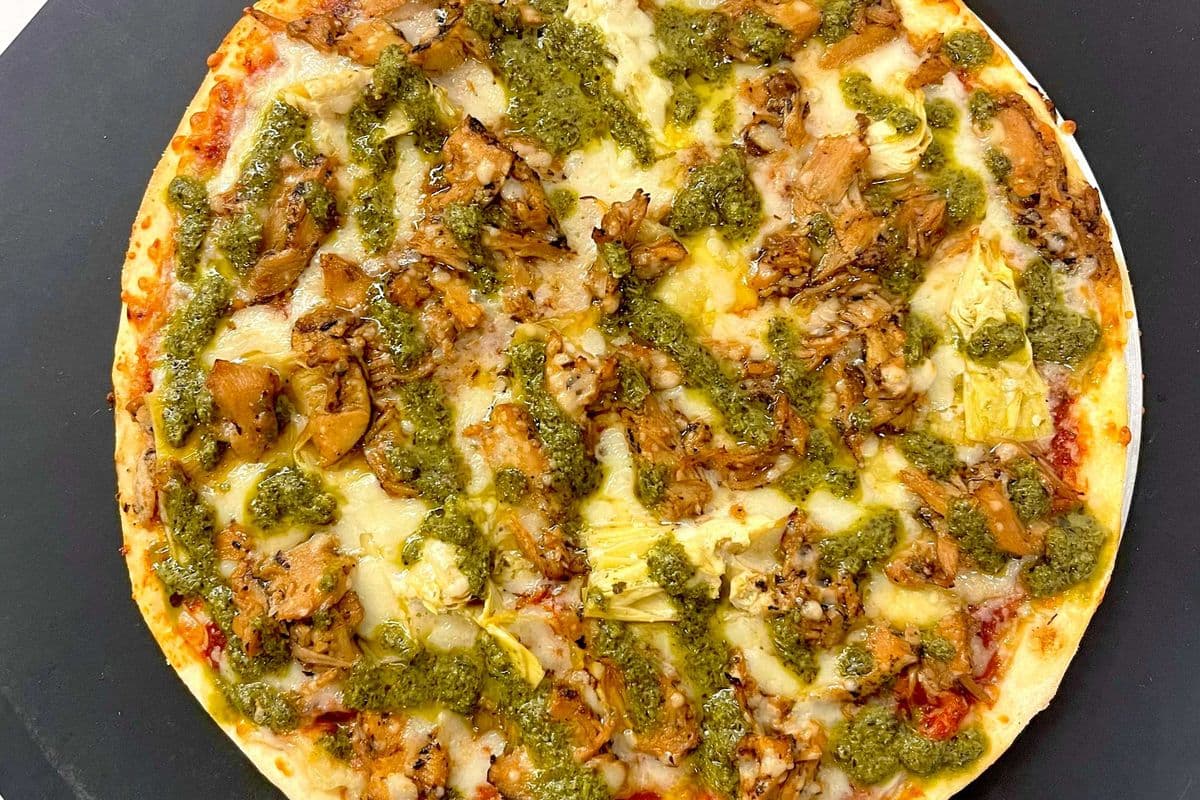 14" Large Dijo's Supreme Pesto Pizza