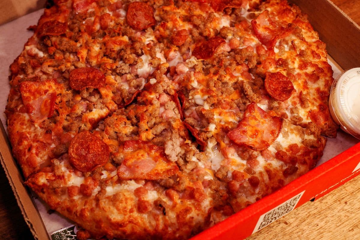 12" Meat Lovers (Medium)