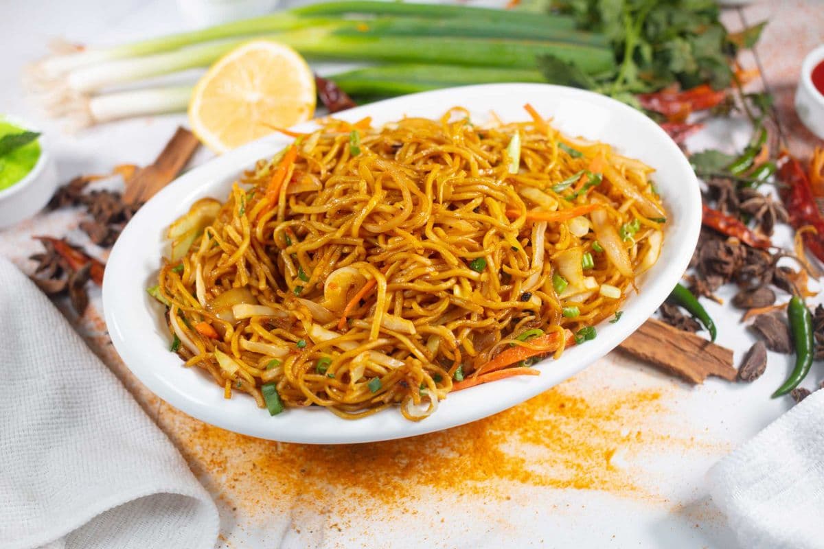 Vegetable Hakka Noodles