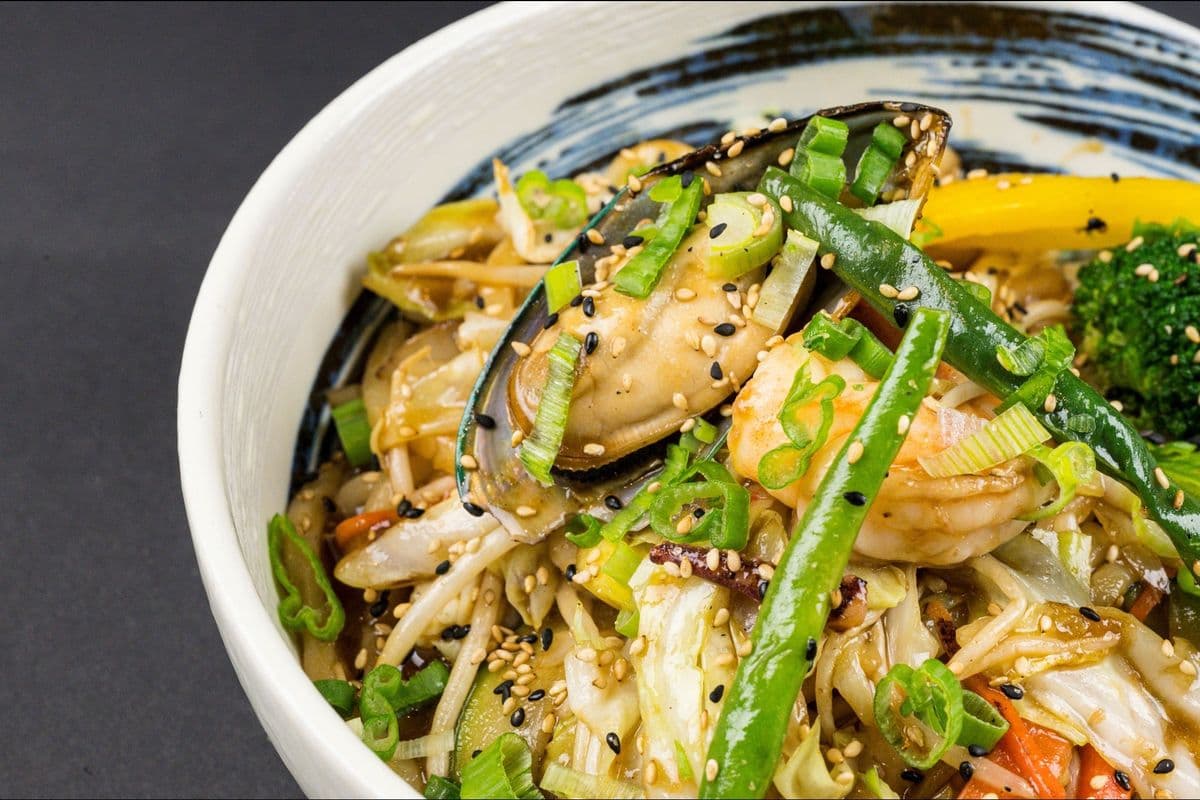 Seafood Yakiudon