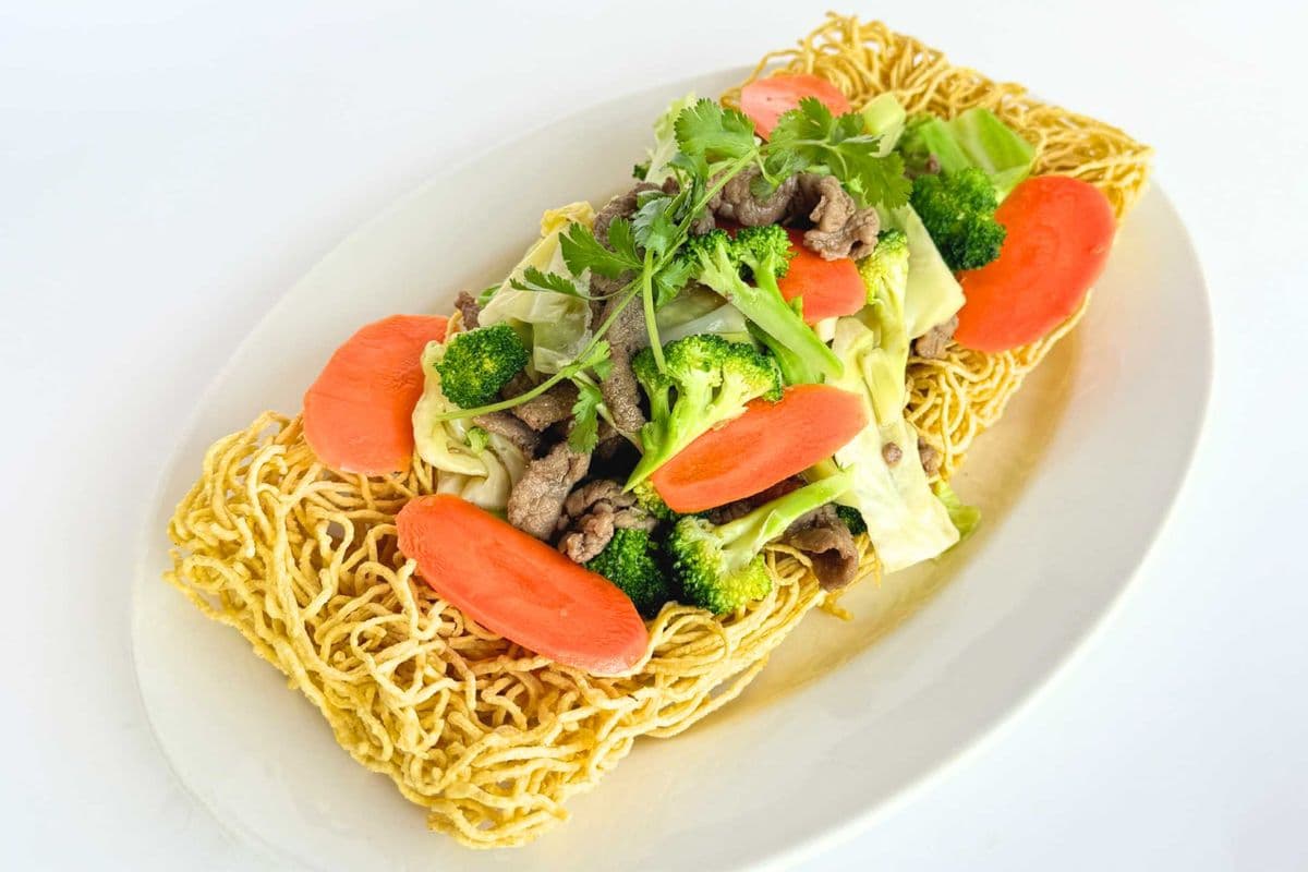 35. Stir Fried Beef and Vegetables in Signature Sauce