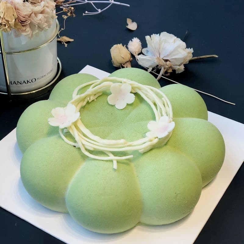 Matcha Jasmine Yuzu Cake 6"