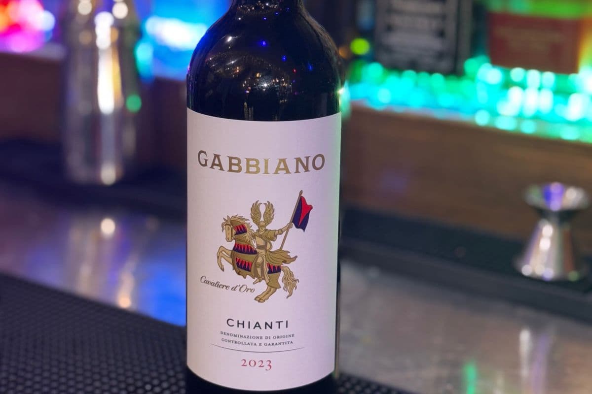 Gabbiano Cavaliere D'Oro Italy (1 x 750ml)