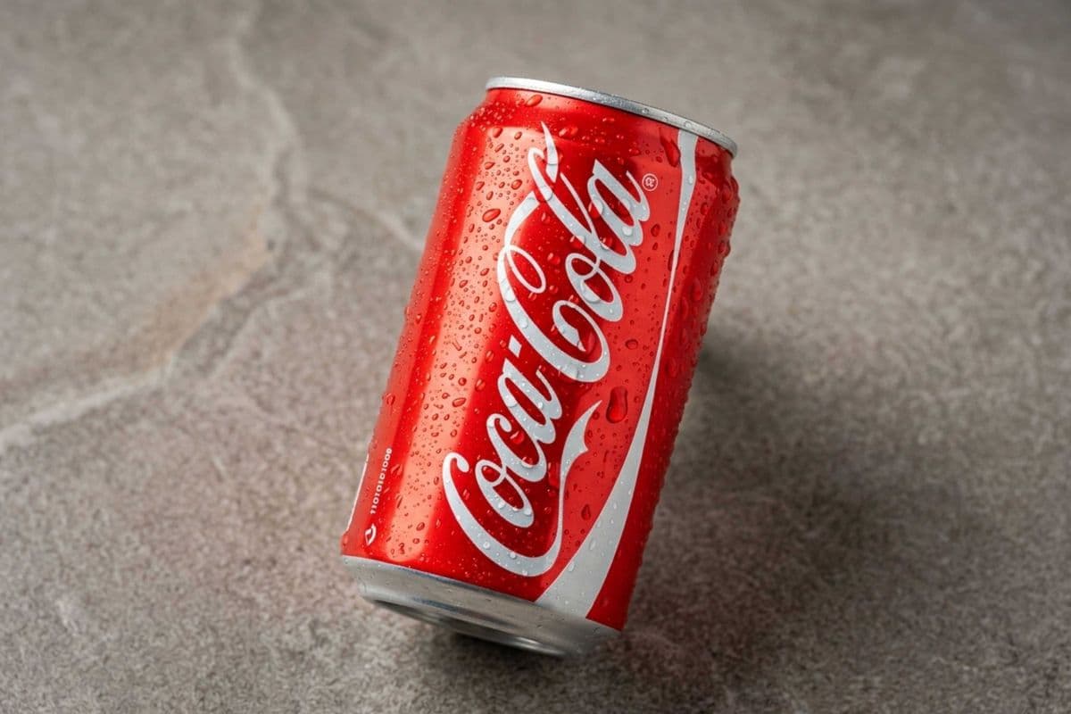 Coke (Can)