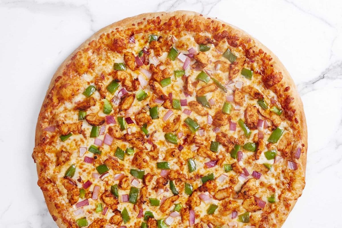Large Butter Chicken Pizza