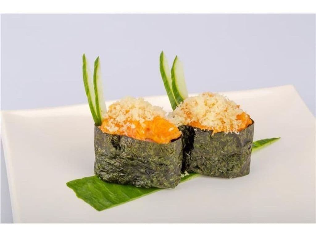 Spicy Salmon Sushi(2 pcs)