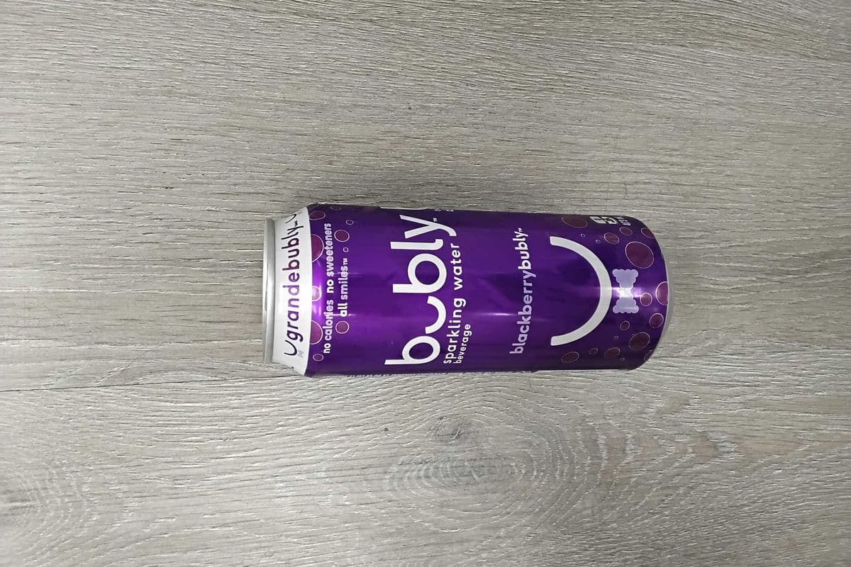 Bubly sparkilng water blackberry (473ml)