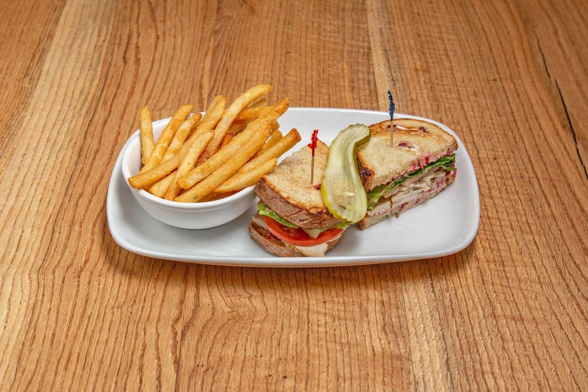Tomahawk Turkey Sandwich