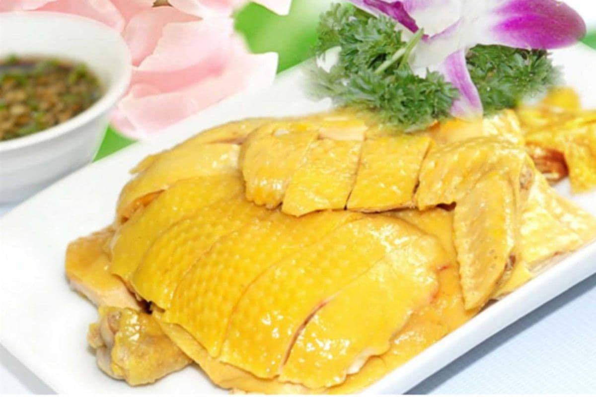 Boiled Chicken (Whole) - 白切肉雞 (全隻）