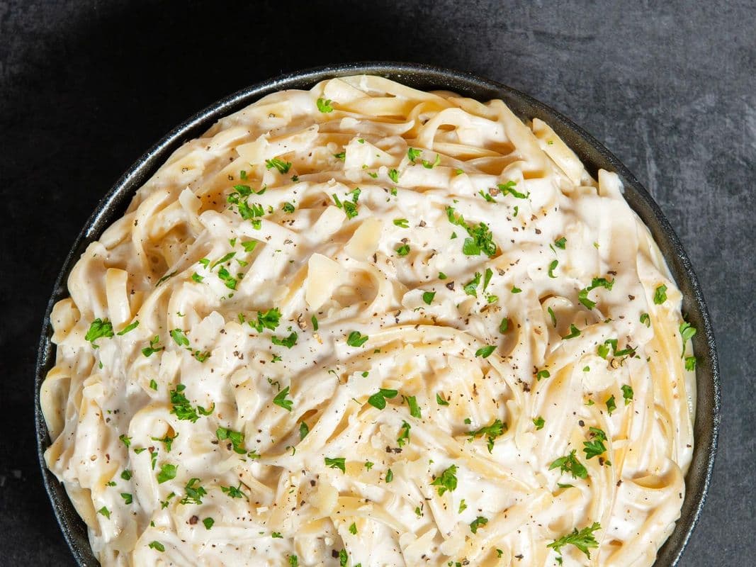 Fettuccine Alfredo