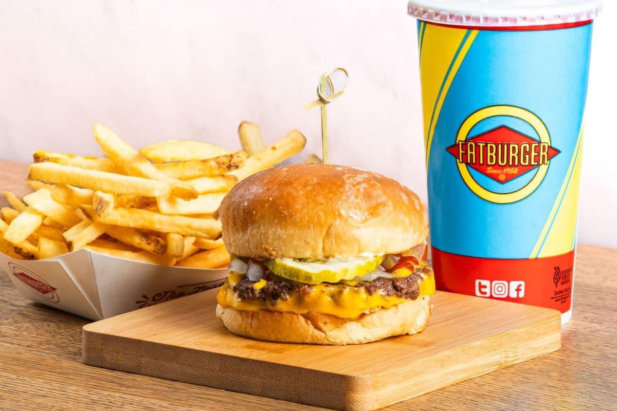 BEEFY STRAIGHT UP CHEESEBURGER MEAL