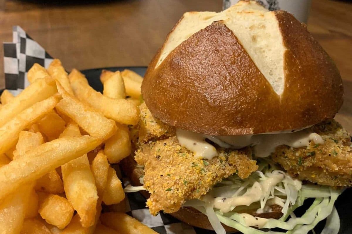ROKs Fried Chicken Burger