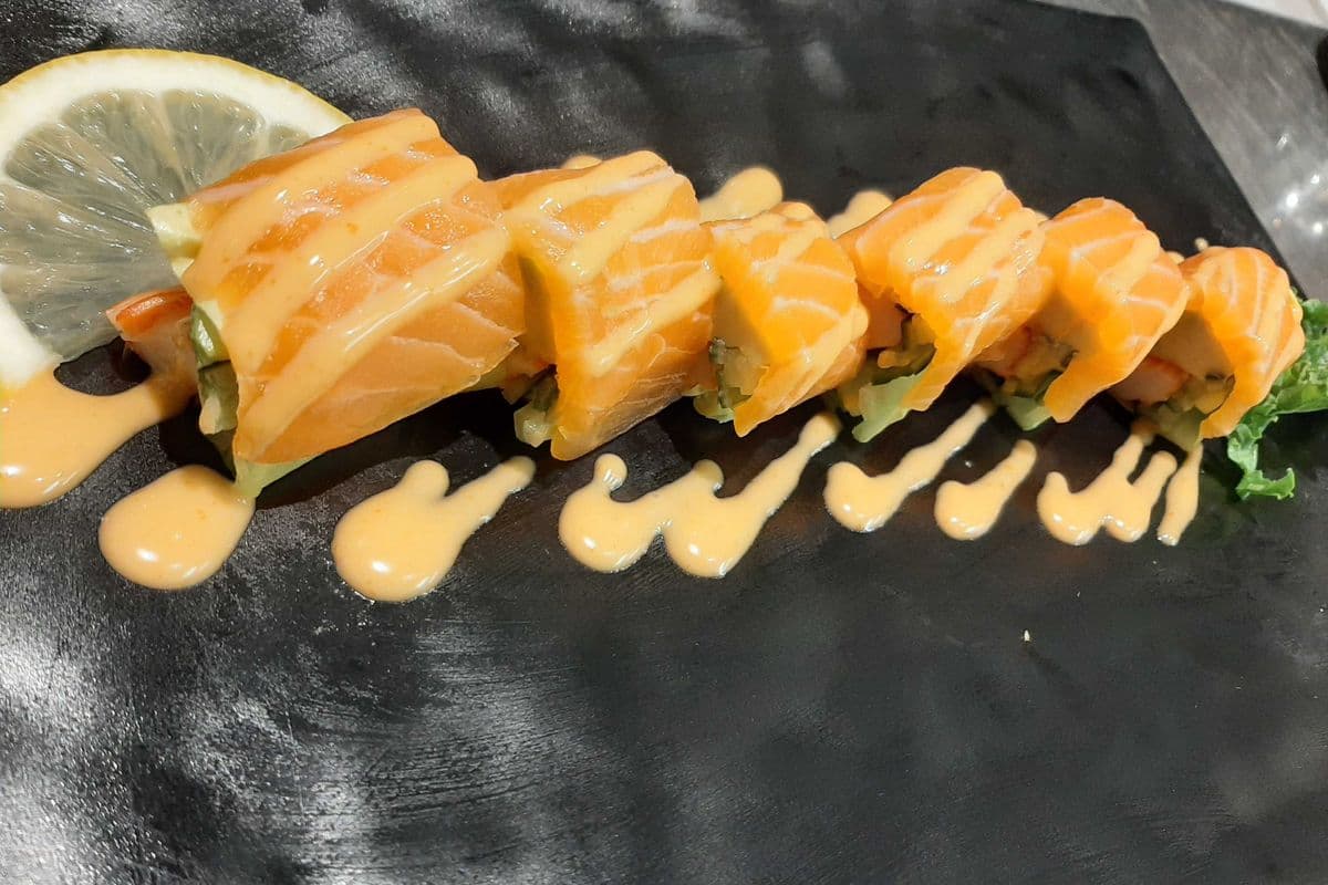 Salmon Sashimi Roll