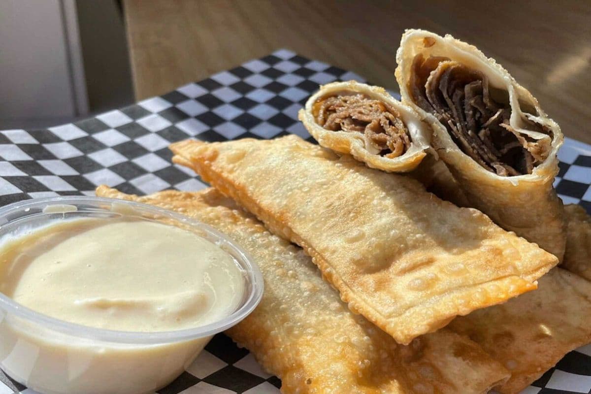 2 Piece Donair Egg Roll