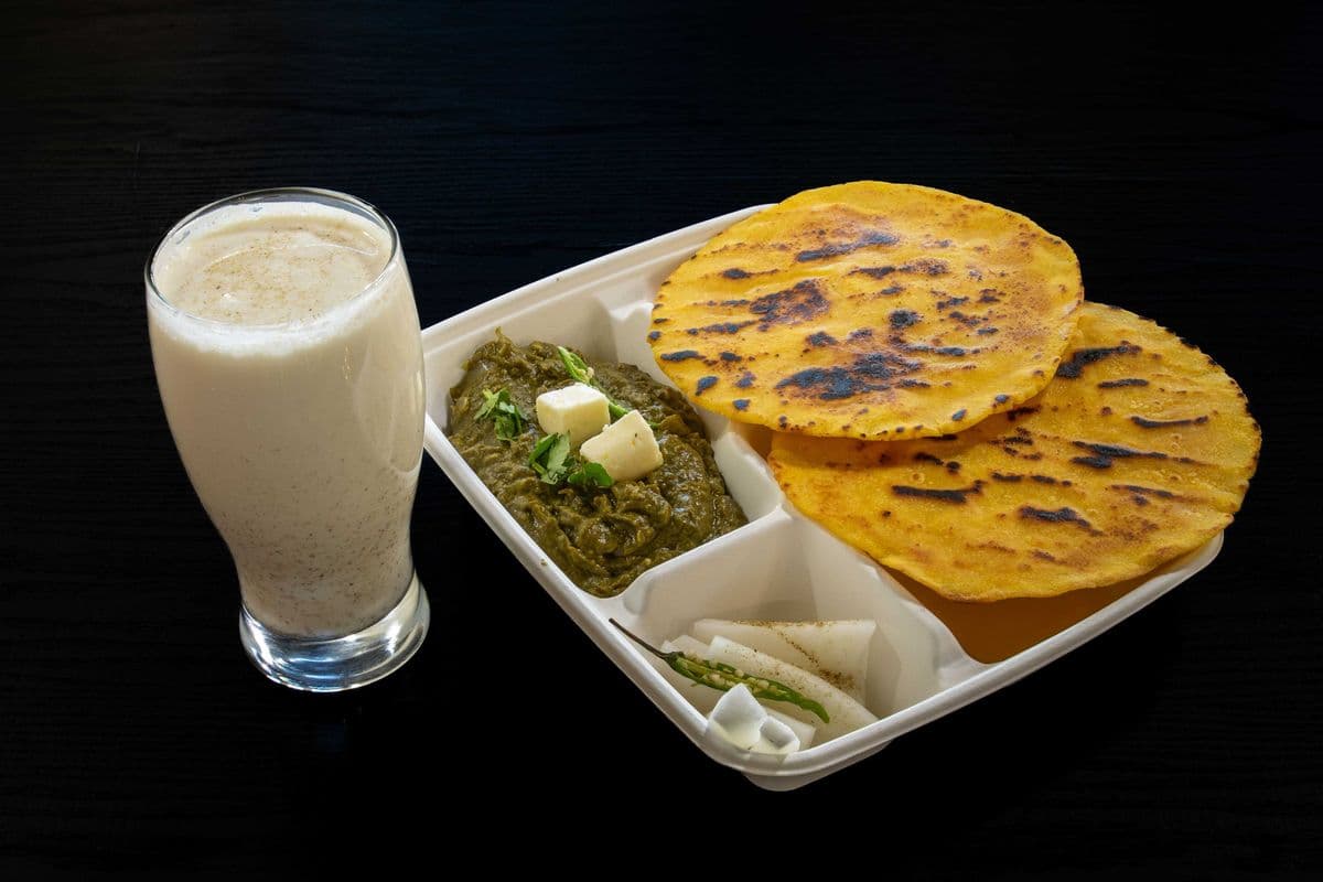 Saag Makki d Roti