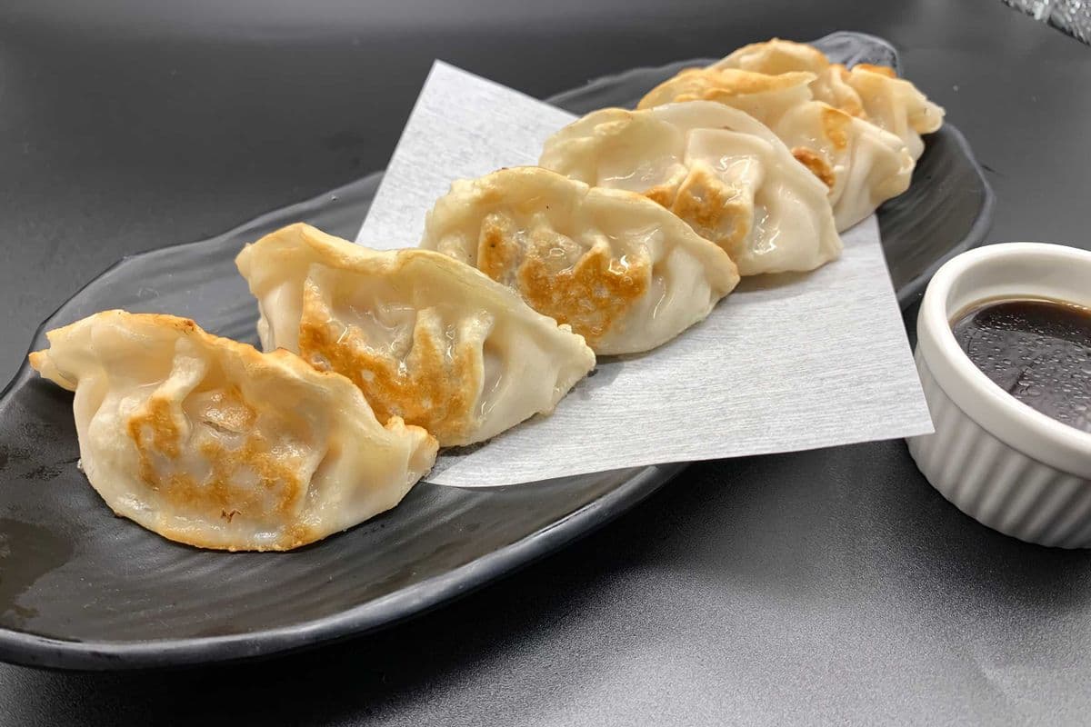Gyozas (6 pcs)