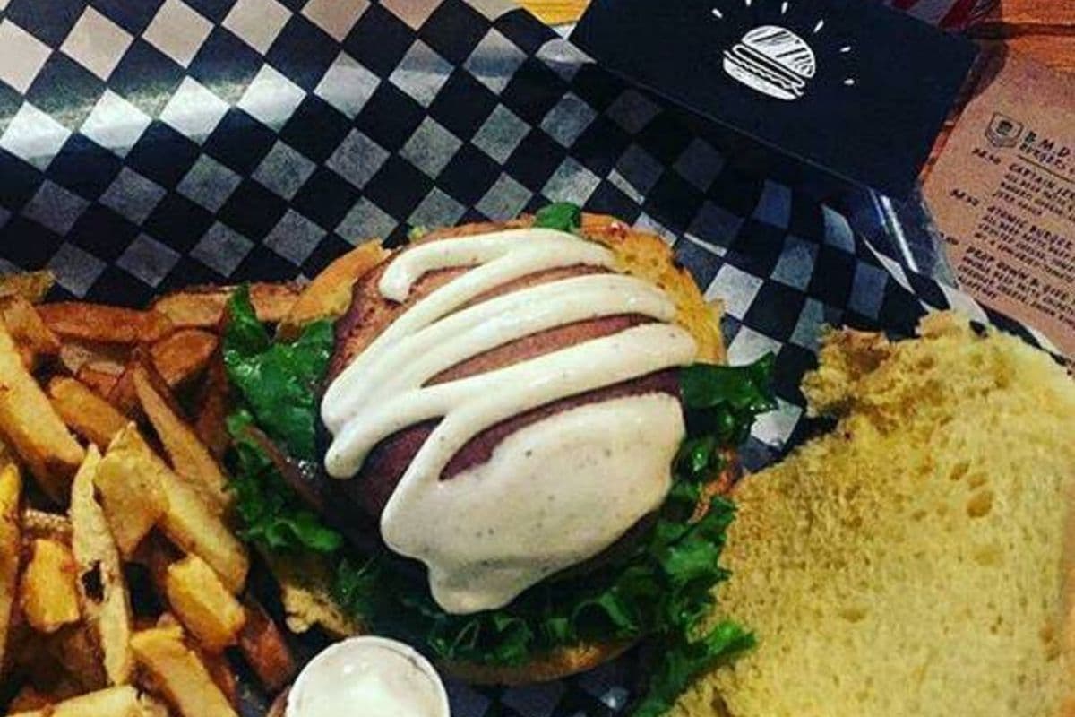 Battle Fields Burger