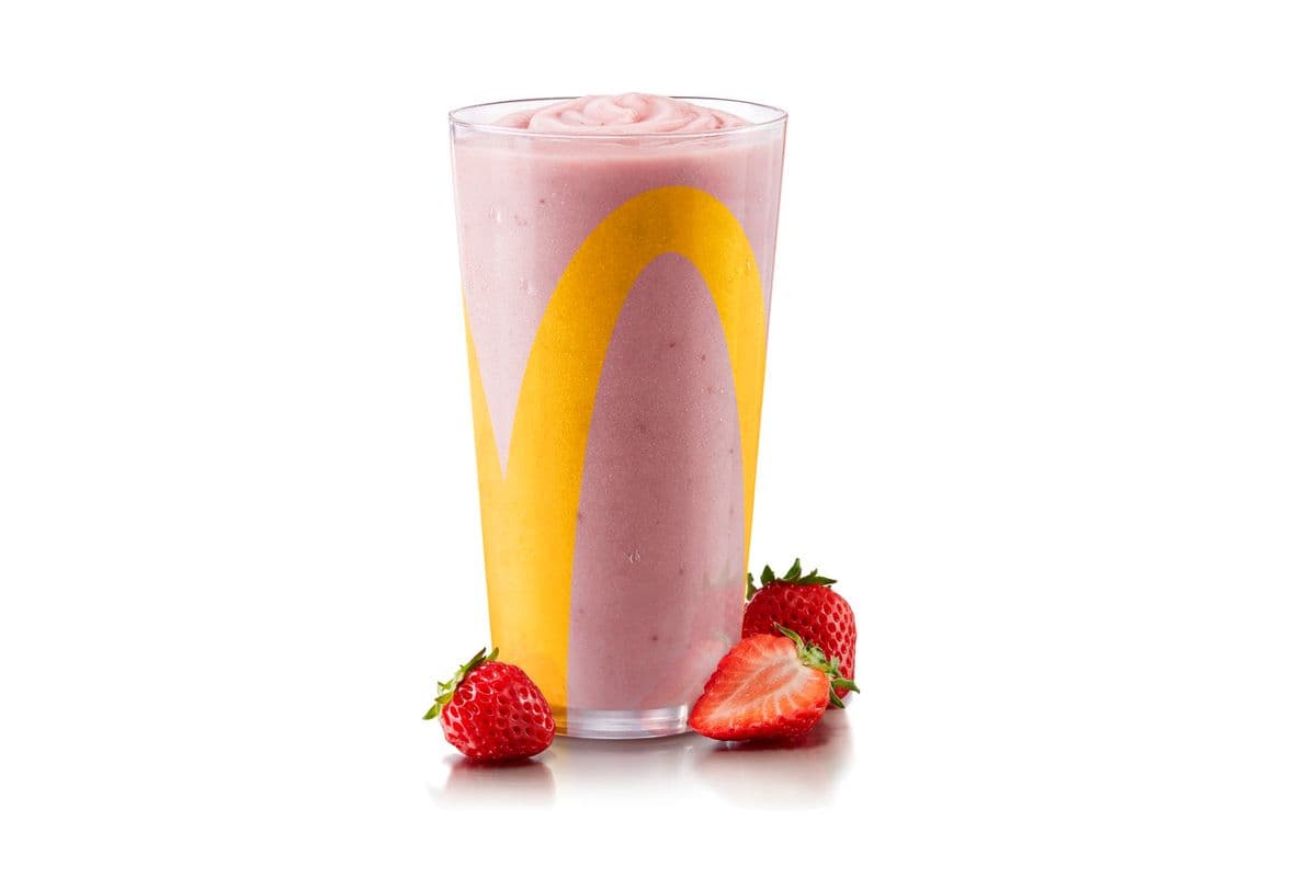 Strawberry Triple Thick Milkshake [740.0 Cals]