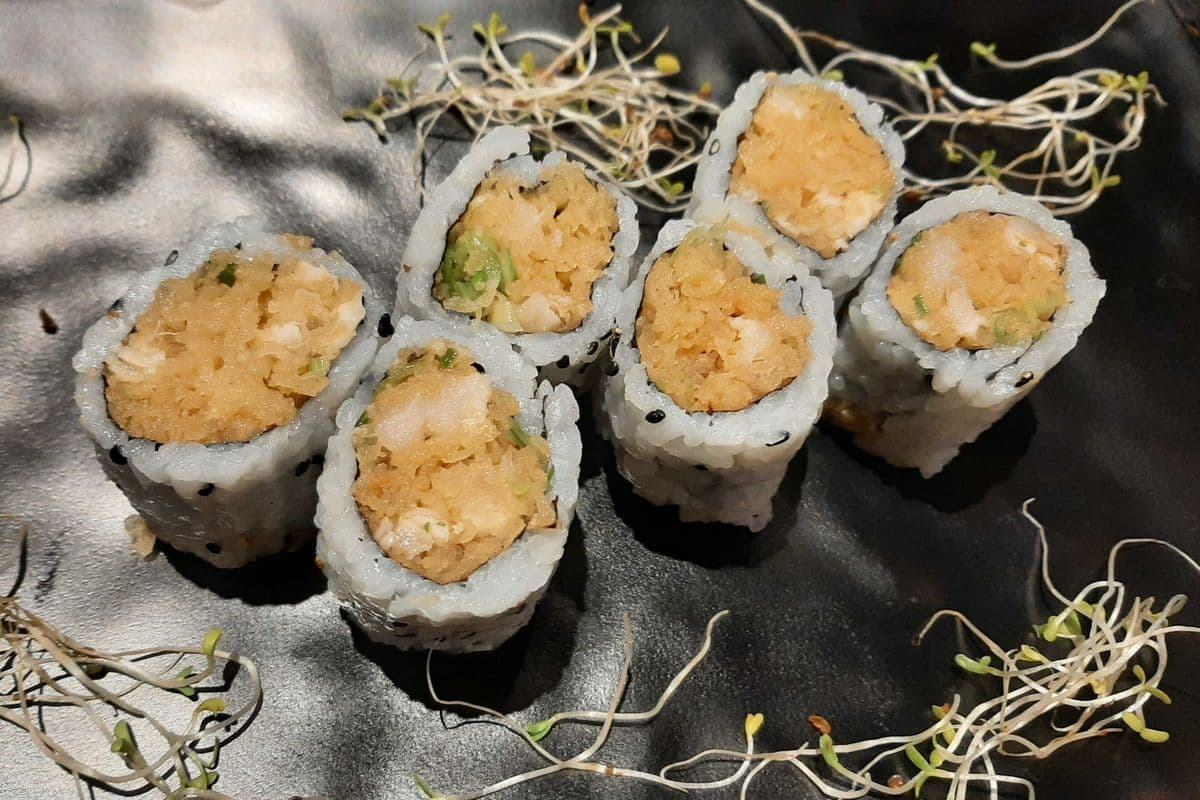 Crunch Butterfish Roll