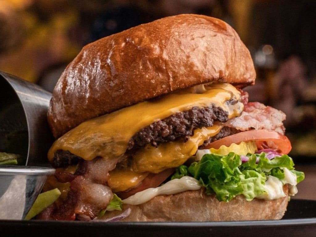 Bacon Cheeseburger