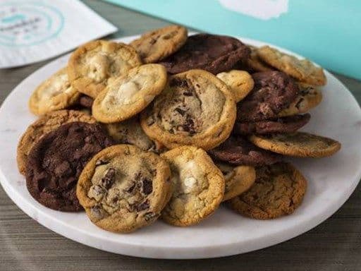 Half-Dozen Cookies / Demi-douzaine de biscuit