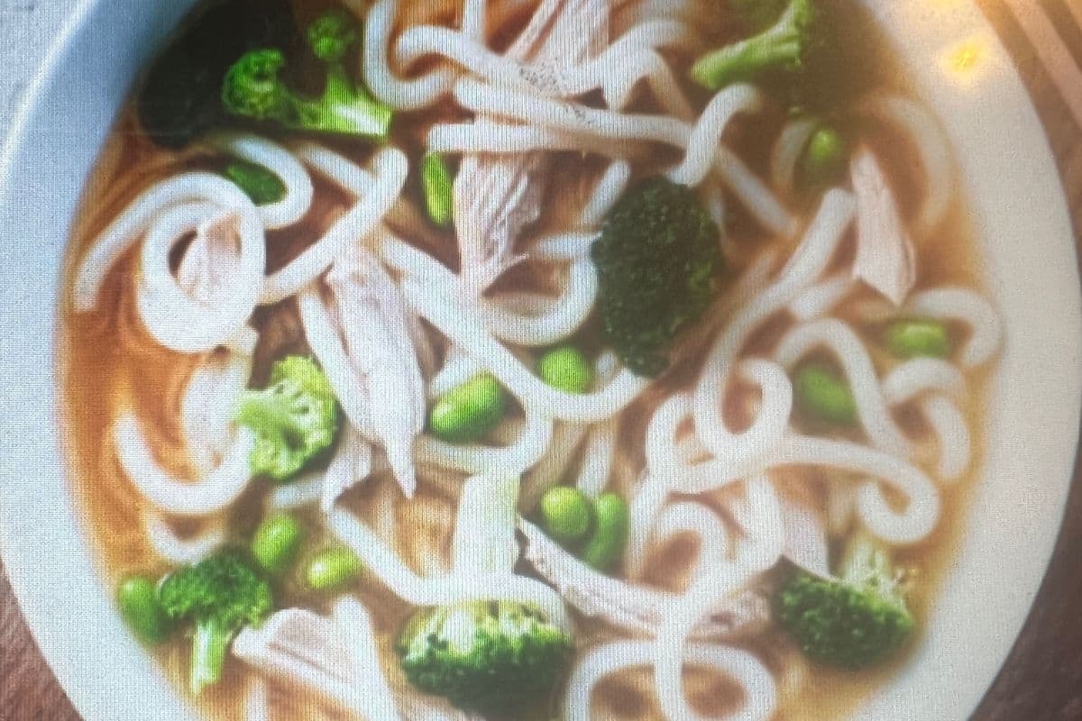 Broccoli Udon Soup (百佳力乌冬汤面）