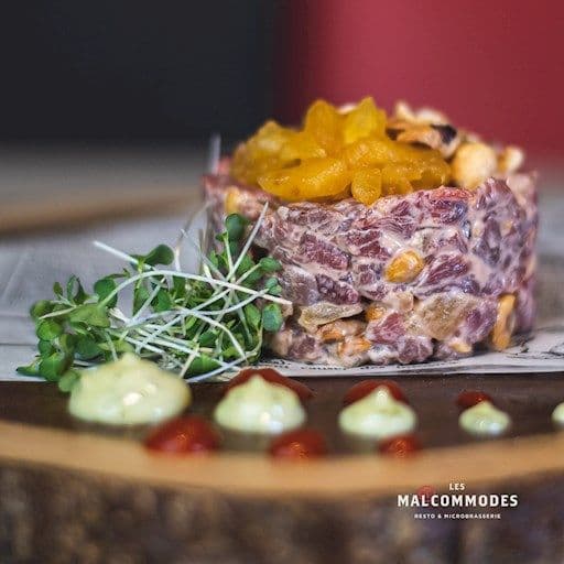 Tartare de bison noisettes grillées