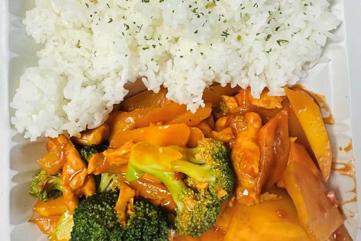 L8 Mango Chicken