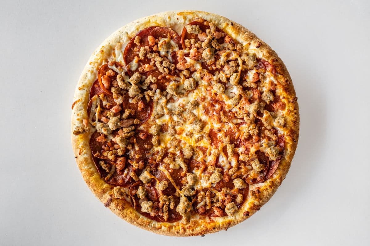 14" Large Fast-Lane Canadian Classic Pizza